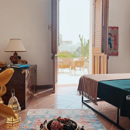 Il Cactus: Piccola Oasi In Paese * Favignana